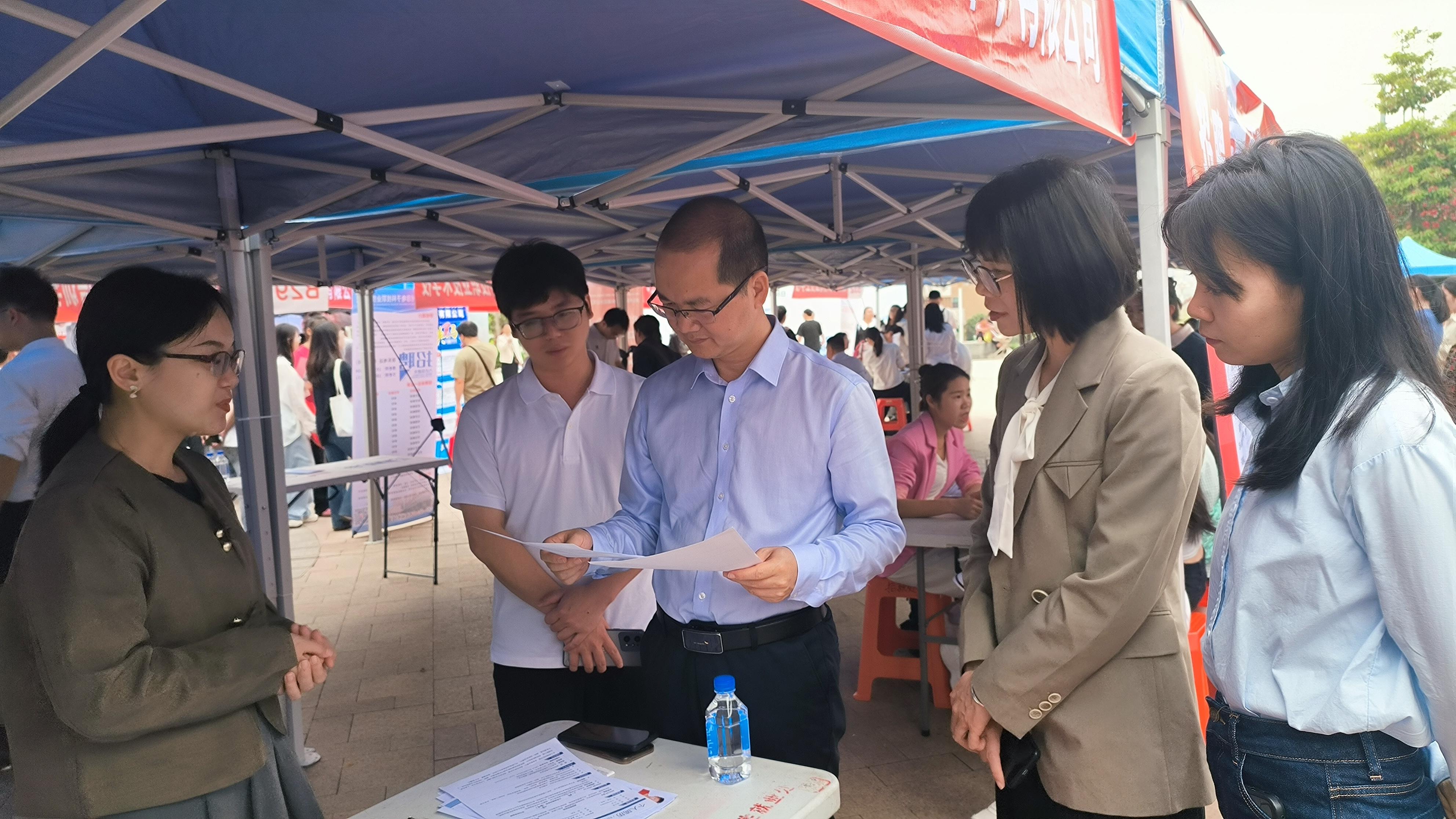 2319196686901530.png 2319196686901530.png